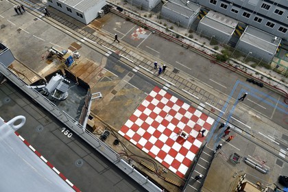 France, Var (83), Toulon, la base navale (Arsenal), le porte-avions à propulsion nucléaire Charles de Gaulle en rénovation de mi-vie, missiles sol-air pour son autodéfense
