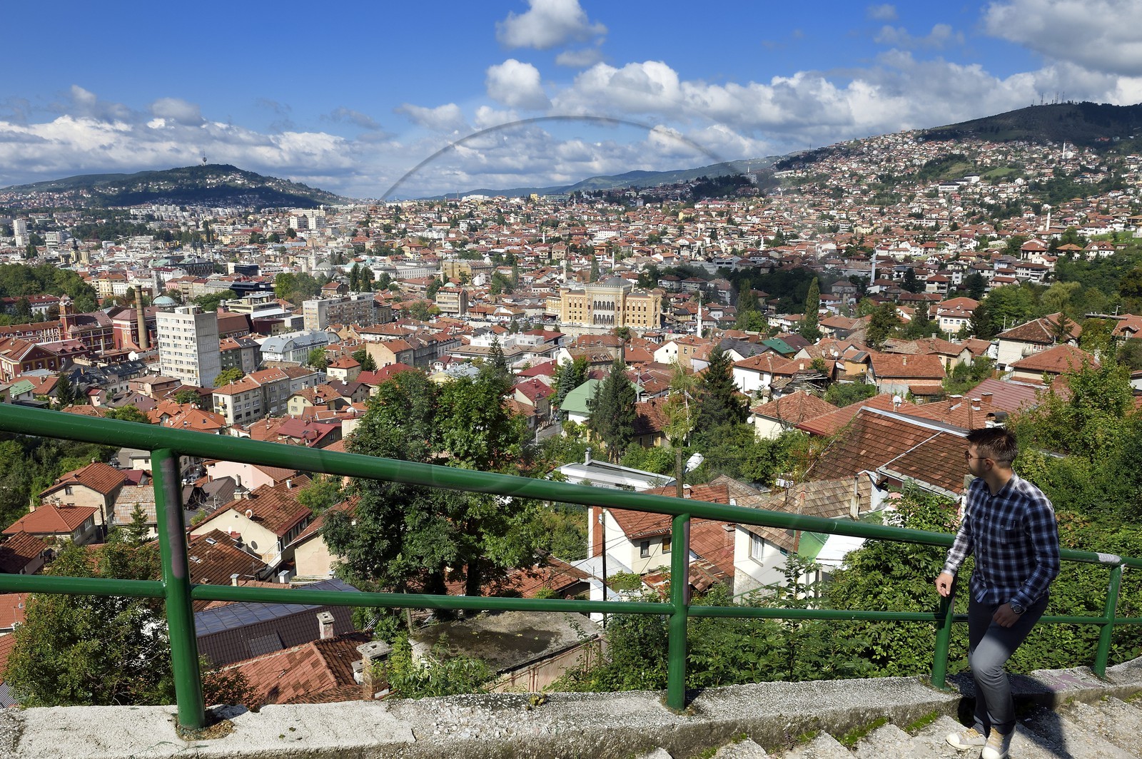 Bosnie-Herzégovine, Sarajevo, la Bibliothèque Nationale et Universitaire au centre