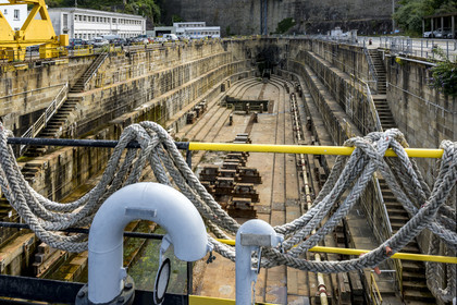 France, Finistère (29), Brest, l'arsenal, le port militaire est une base navale de la Marine nationale, bassin de radoub n° 1 dit bassin Tourville