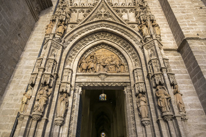 Espagne, Andalousie, Séville, la cathédrale, classé Patrimoine Mondial de l'UNESCO, porte latérale