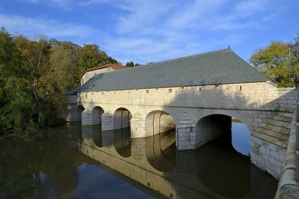 France, Meuse, Verdun, the Saint-Amand lock and sluice bridge (1685) over the Meuse river, inspired by a Vauban fortification project