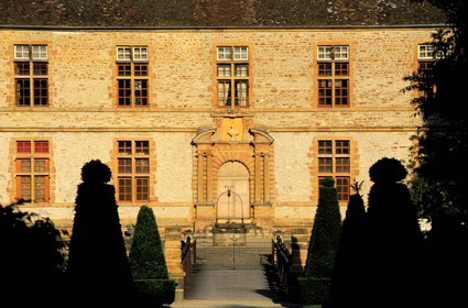 France, Saône-et-Loire (71), Mâconnais, château de Cormatin, façade est