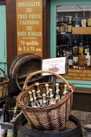 France, Calvados (14), Honfleur, vente de calvados