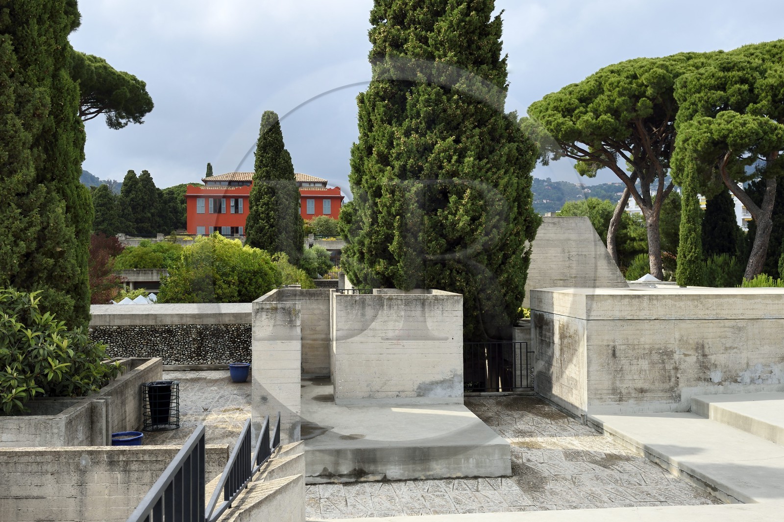 France, Alpes-Maritimes (06), Nice, colline de Saint-Barthélémy, Villa Arson, Centre National d'Art Contemporain, inauguré en 1972, architecte Michel Marot