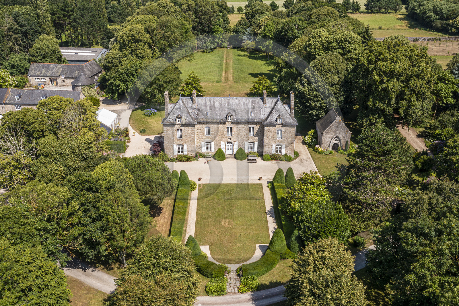 France, Ille-et-Vilaine (35), Saint-Méloir-des-Ondes, malouinière de la Bardoulais (vue aérienne)
