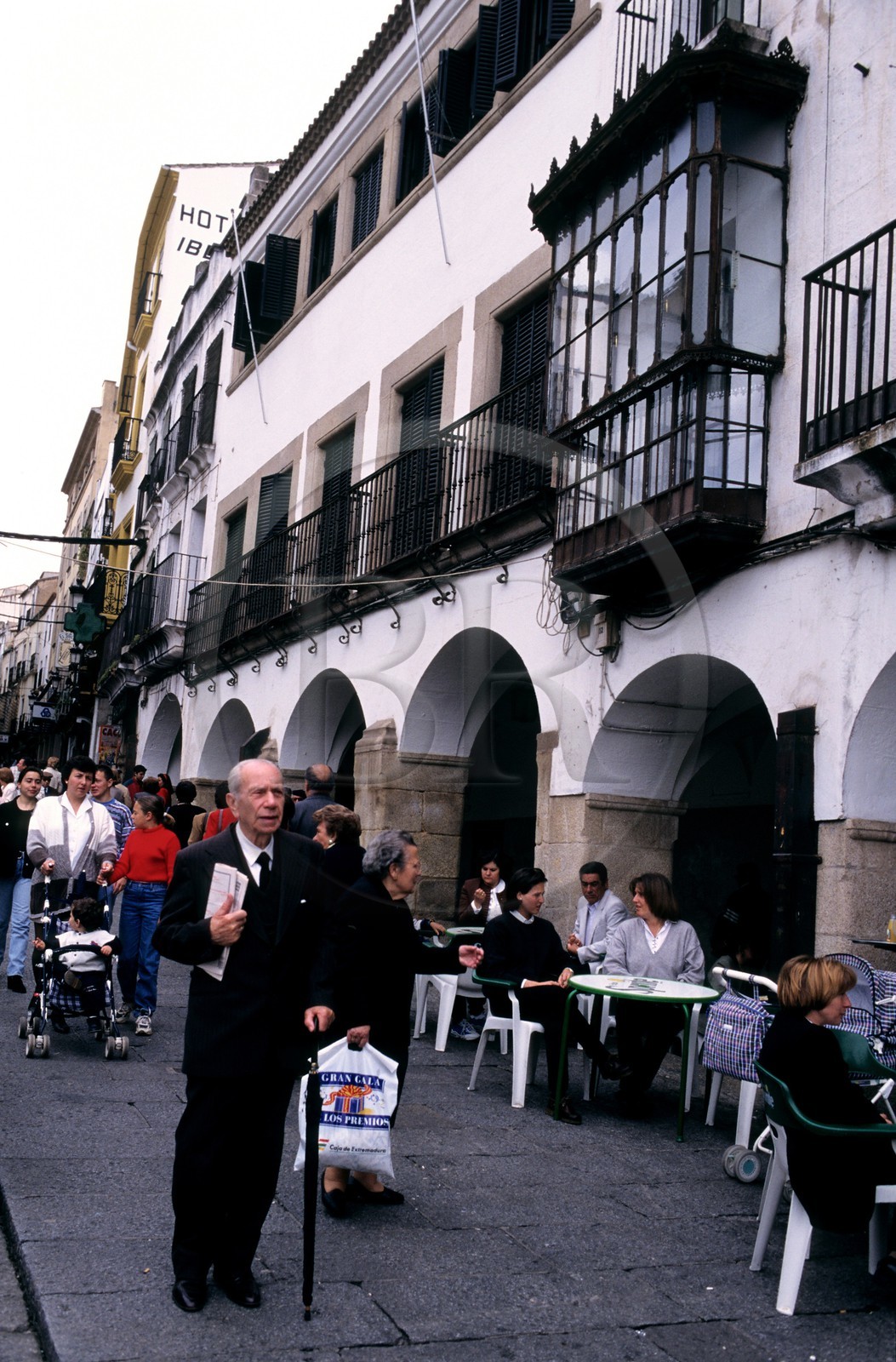 Espagne, Estrémadure, Caceres, maison à arcades