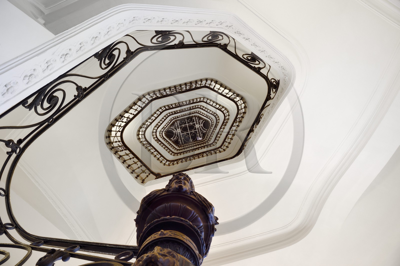 France, Alpes-Maritimes (06), Cannes, le palace du Carlton sur le boulevard de la Croisette, l'escalier