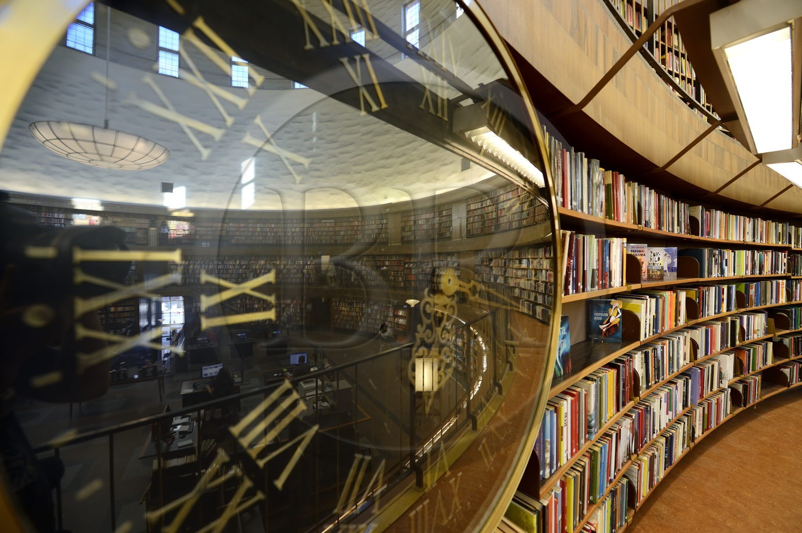 Suède, Stockholm, la bibliothèque publique de Stockholm (Stockholms stadsbibliotek) de 1928 par l'architecte suédois Gunnar Asplund, l'intérieur de la rotonde