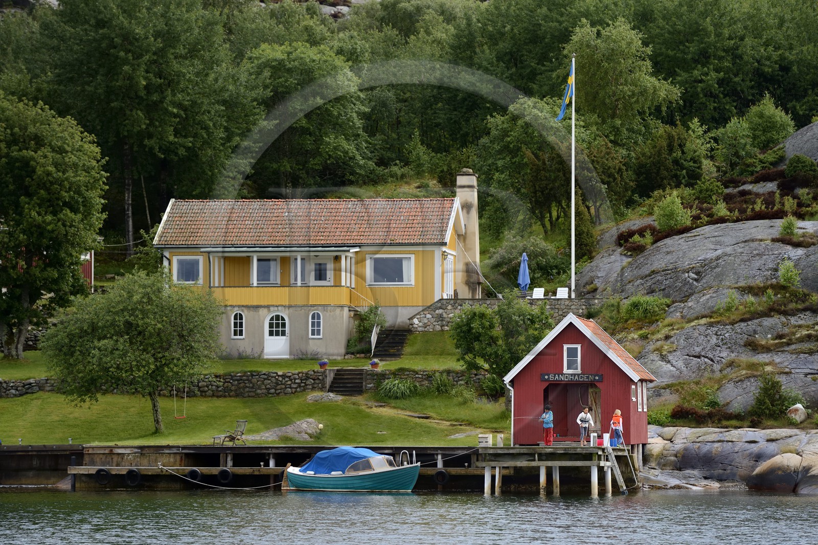 Suède, Västra Götaland, maison privée dans les Iles face à Fjällbacka