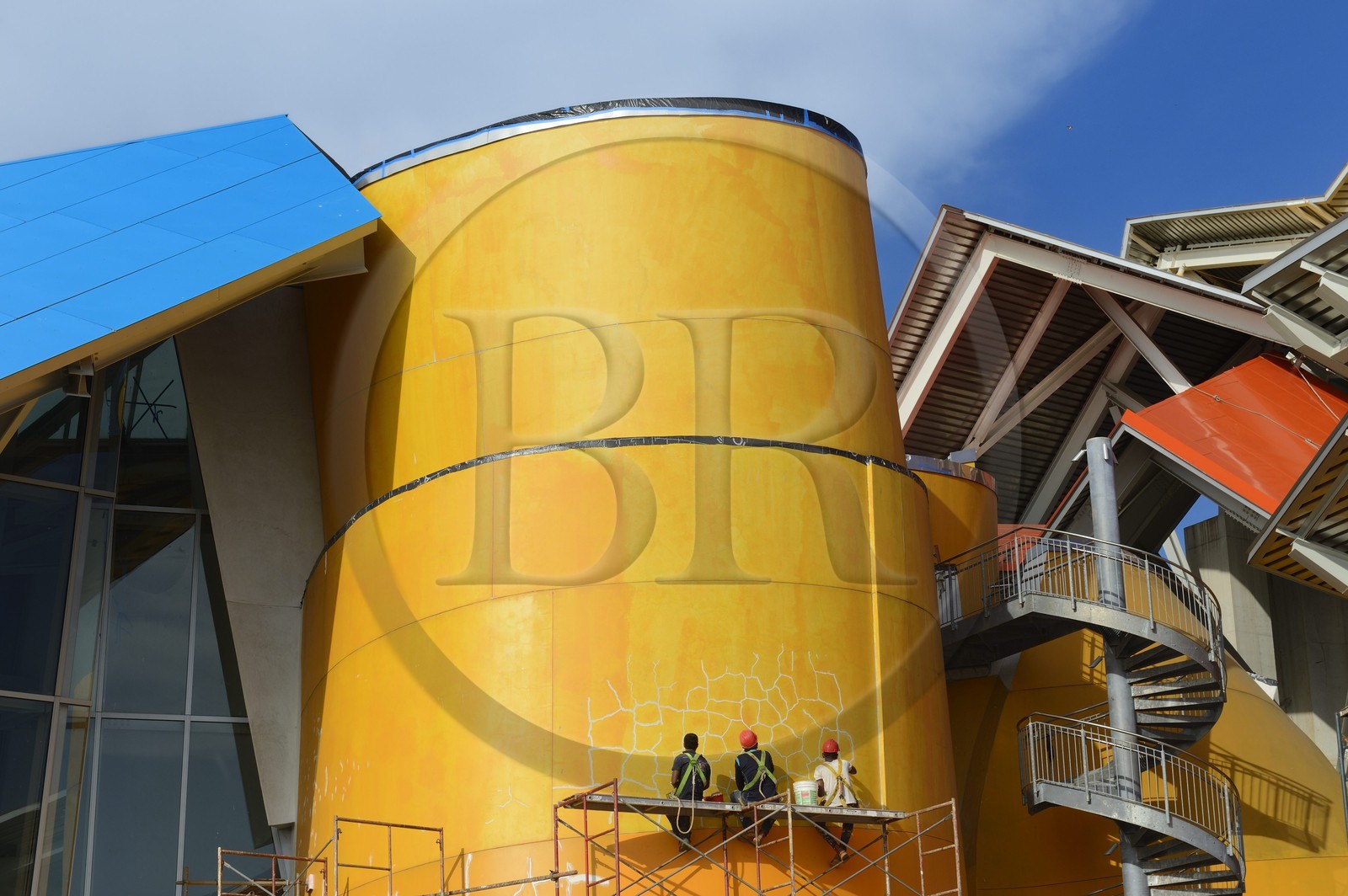 Panama, Panama City, le Musée de la biodiversité nommé Pont de la vie de Panama par l'architecte Frank Gehry, encore en construction en 2014