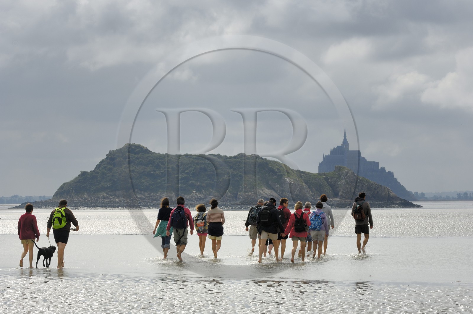 France, Manche (50), traversée à pied de la Baie du Mont Saint-Michel, classé Patrimoine Mondial de l' UNESCO