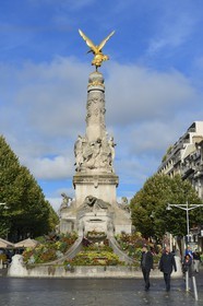 France, Marne (51), Reims, fontaine Subé sur la place Drouet d'Erlon surmontée de la victoire ailée