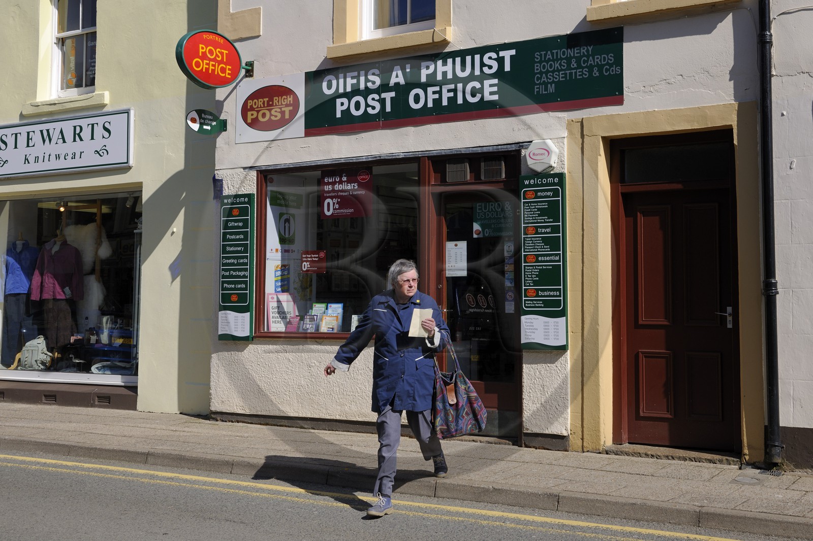 United Kingdom, Scotland, Highlands, Hebrides, Isle of Skye, harbour of Portree, post office on main road