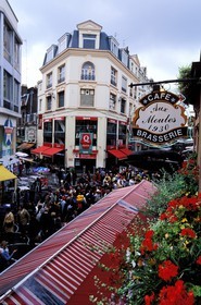 France, Nord, Lille, Aux Moules famous alehouse during Braderie de Lille