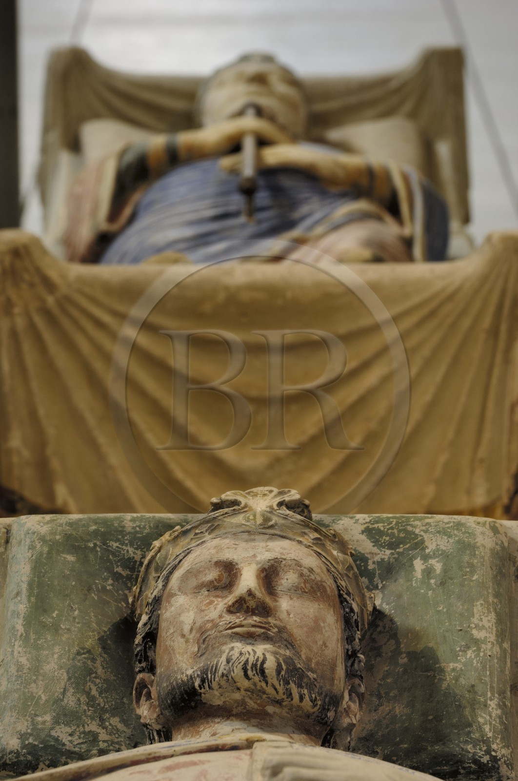 France, Maine et Loire (49), Vallée de la Loire classée Patrimoine Mondial de l' UNESCO, Fontevraud-l'Abbaye, abbaye de Fontevraud, l'église abbatiale, gisants polychromes des Plantagenêts, Richard Coeur de Lion