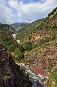 France, Alpes Maritimes, Mercantour National Park, Haut Var Valley, Gorges of Daluis carved by the Var river in red lutite soil seen from the Bride Bridge