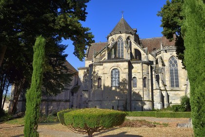 France, Allier (03), former province of Bourbonnais, Souvigny, the cluniac priory church of Saints Peter and Paul (prieuré Saint-Pierre-et-Saint-Paul), ducal necropolis of the Dukes of Bourbon, priory church apse