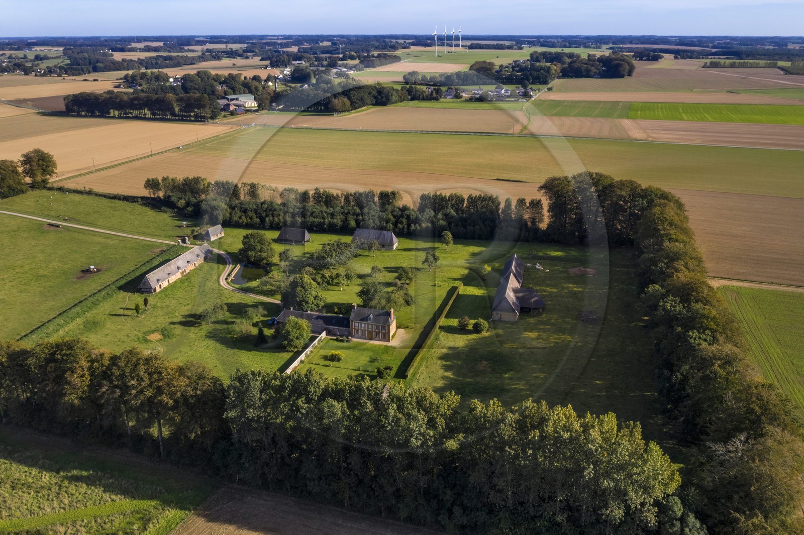France, Seine-Maritime (76), Pays de Caux, Harcanville, clos masure La Bataille