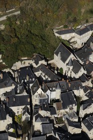 France, Indre-et-Loire (37), Vallée de la Loire classée Patrimoine Mondial de l' UNESCO, la vieille ville de Chinon (vue aérienne)