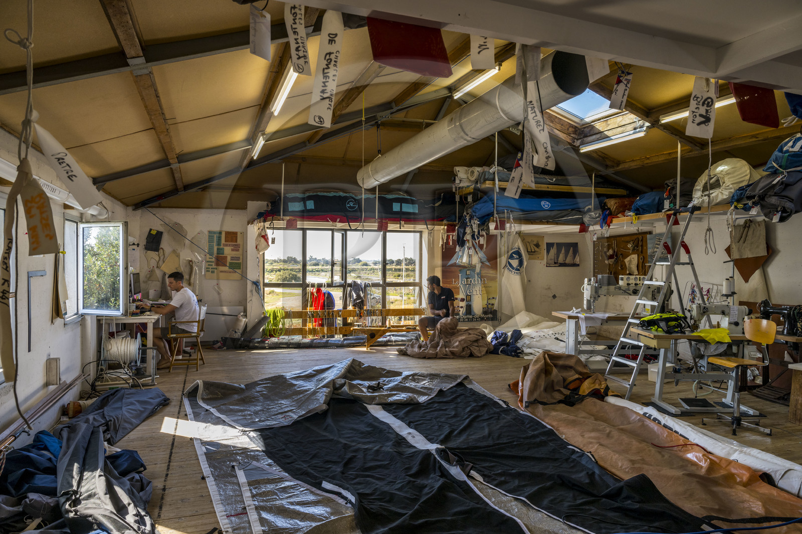 France, Vendée (85), Ile de Noirmoutier, Noirmoutier-en-l'Ile,  la voilerie Burgaud labellisée EPV Entreprise du Patrimoine Vivant