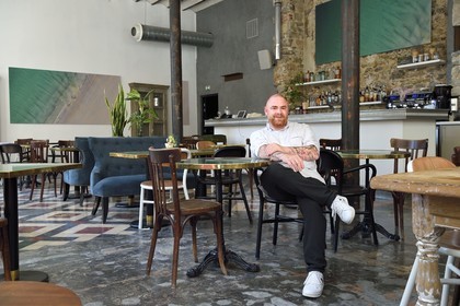 France, Var (83), Toulon, restaurant et lieu culturel Le Télégraphe, le chef Arnaud Tavarec