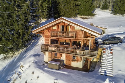 France, Haute-Savoie (74), station de ski Les Carroz d'Arâches, village d'Arâches-la-Frasse
