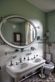 France, Alpes de Haute Provence, Ubaye valley, Jausiers, mexican villa known as Villa San Carlos, the bathroom is sign of wealth in those days