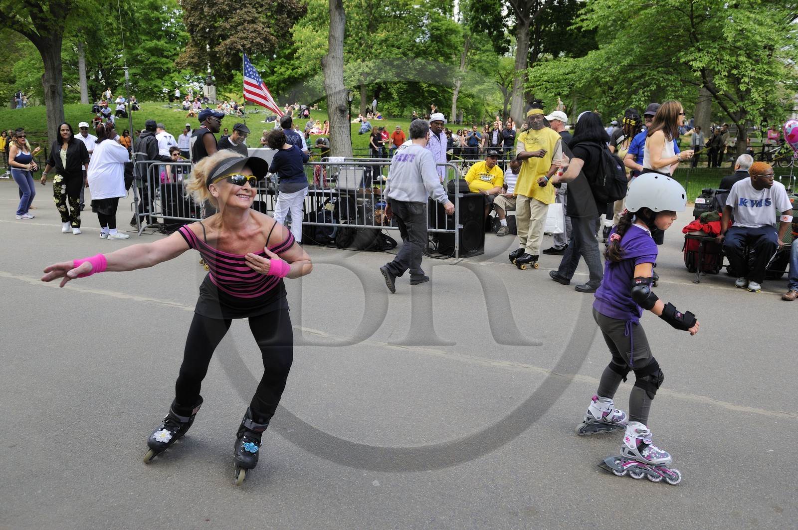Etats-Unis, New York, Manhattan, Central Park, danse en rollers