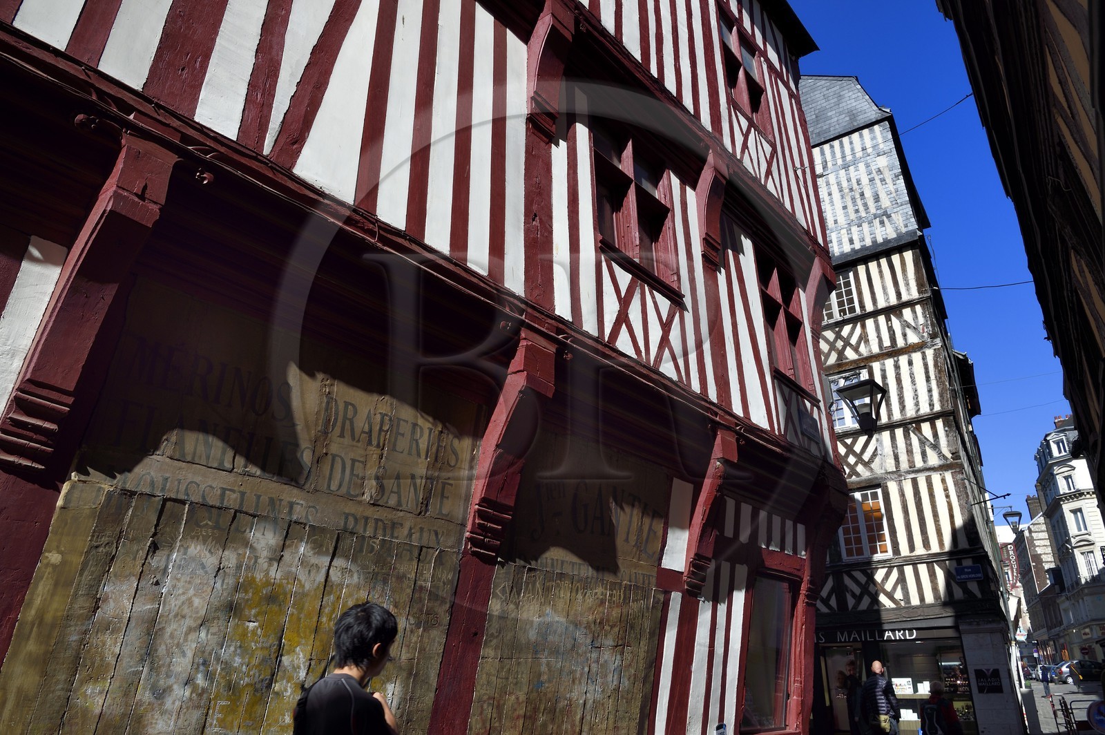 France, Seine Maritime, Rouen, half-timbered houses rue de la Vicomte and former shop of draperies