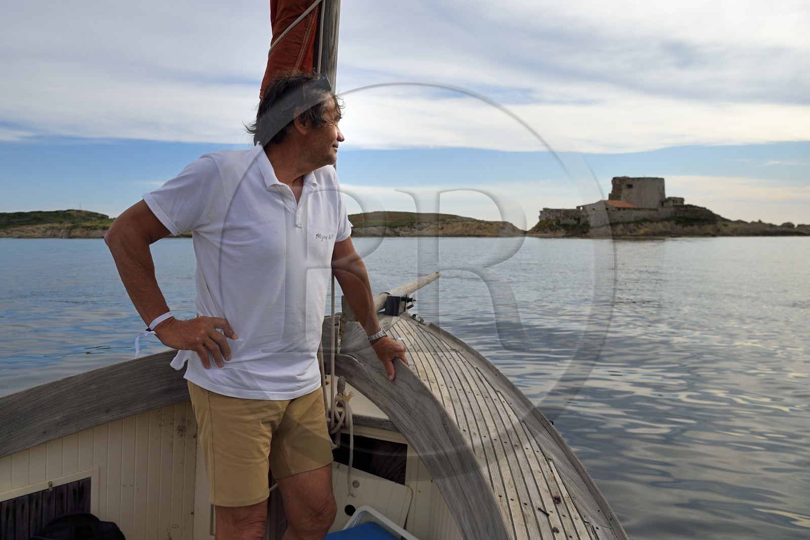 France, Var (83), Iles d'Hyères, parc national de Port Cros, Ile de Porquerolles,  Marc Frilet qui avec son épouse Edith réhabilitent le Fort du Petit Langoustier datant du XVIIème siècle en modèle de developpement durable