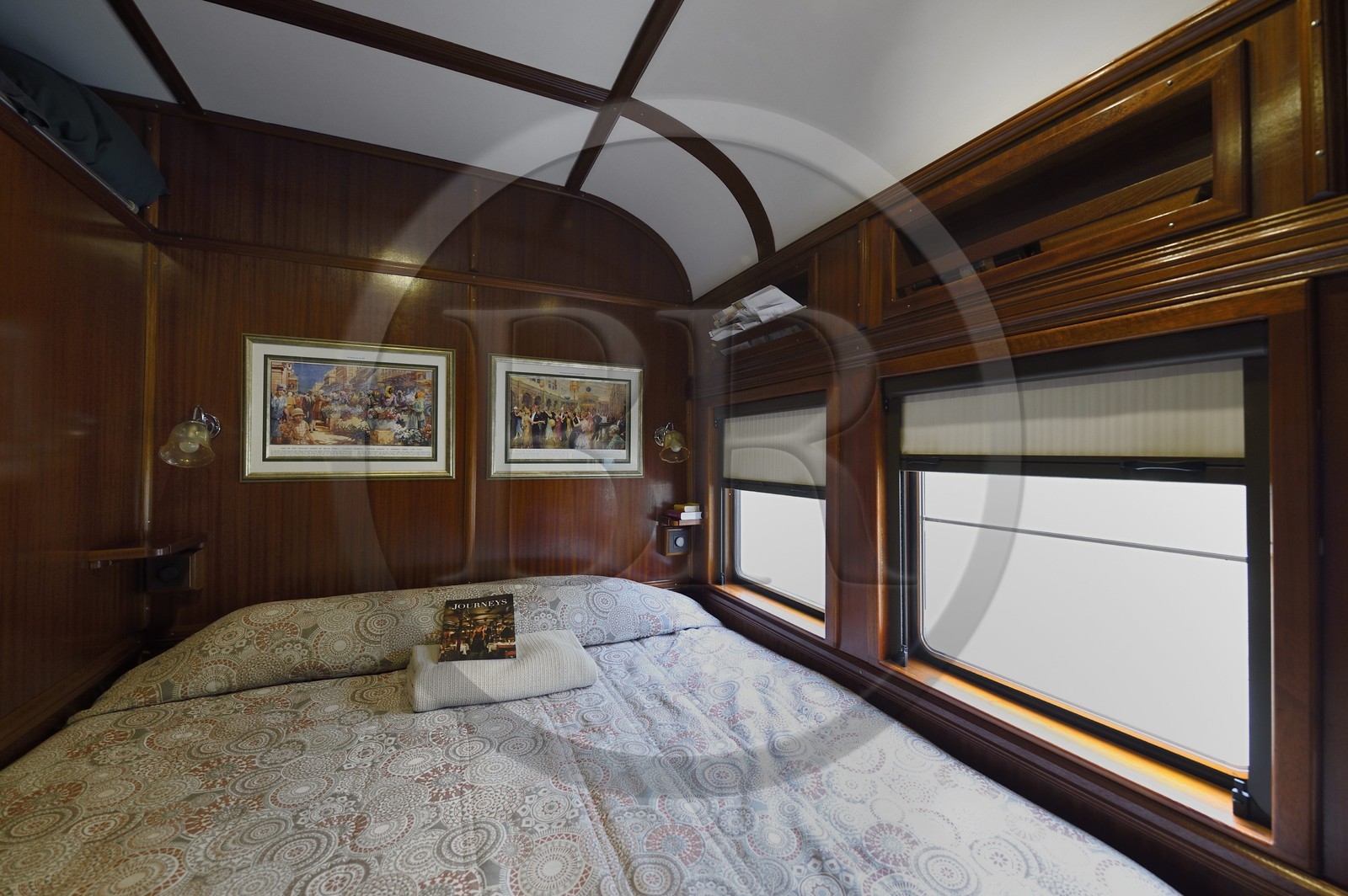 Namibie, région de Erongo, Swakopmund, le train Shongololo express, dans la cabine du wagon-lits