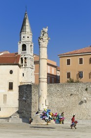 Croatia, Dalmatia, Dalmatian Coast, Zadar, Roman forum, the column of disgrace served to attach theives and female adulterers