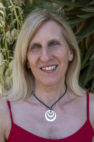 Italie, Ligurie, Province d'Imperia, Vintimille, Jardin botanique Hanbury, Daniela Guglielmi qui travaille pour le Jardin Botanique et qui est née ici, ces parents vivaient sur place étant les gardiens