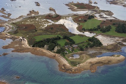 France, Cotes-d'Armor, Cote d'Ajoncs, Penvenan,  Saint Gildas Island (aerial view)