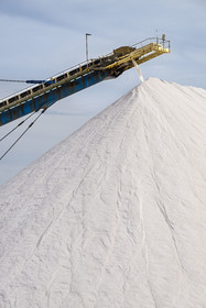 France, Gard, Aigues Mortes, the saline of Aigues-Mortes (Salins du Midi), mountain of stored salt