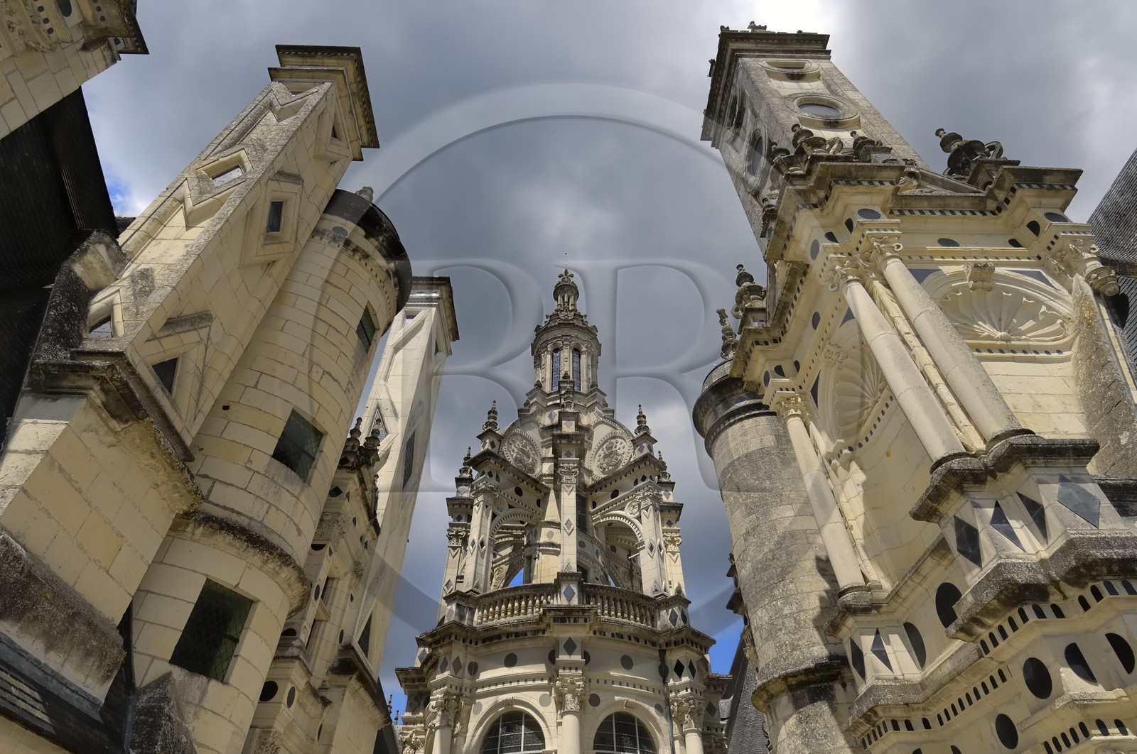 France, Loir et Cher (41), Vallée de la Loire classée Patrimoine Mondial de l' UNESCO, château de Chambord, la lanterne de la terrasse du toit