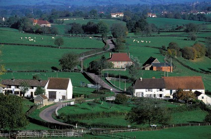 France, Saone et Loire, Brionnais landscape near Saint Christophe en Brionnais