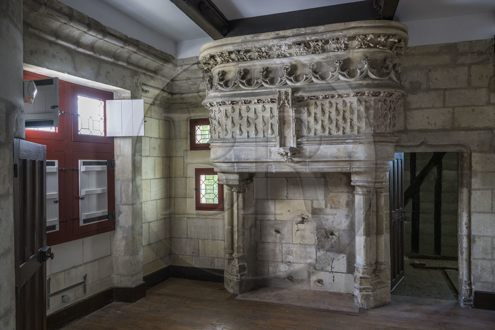 France, Loire-Atlantique (44), Nantes, quartier du Bouffay, manoir gothique de la Psallette (XVème siècle), cheminée décorée de mouchetures d'hermine