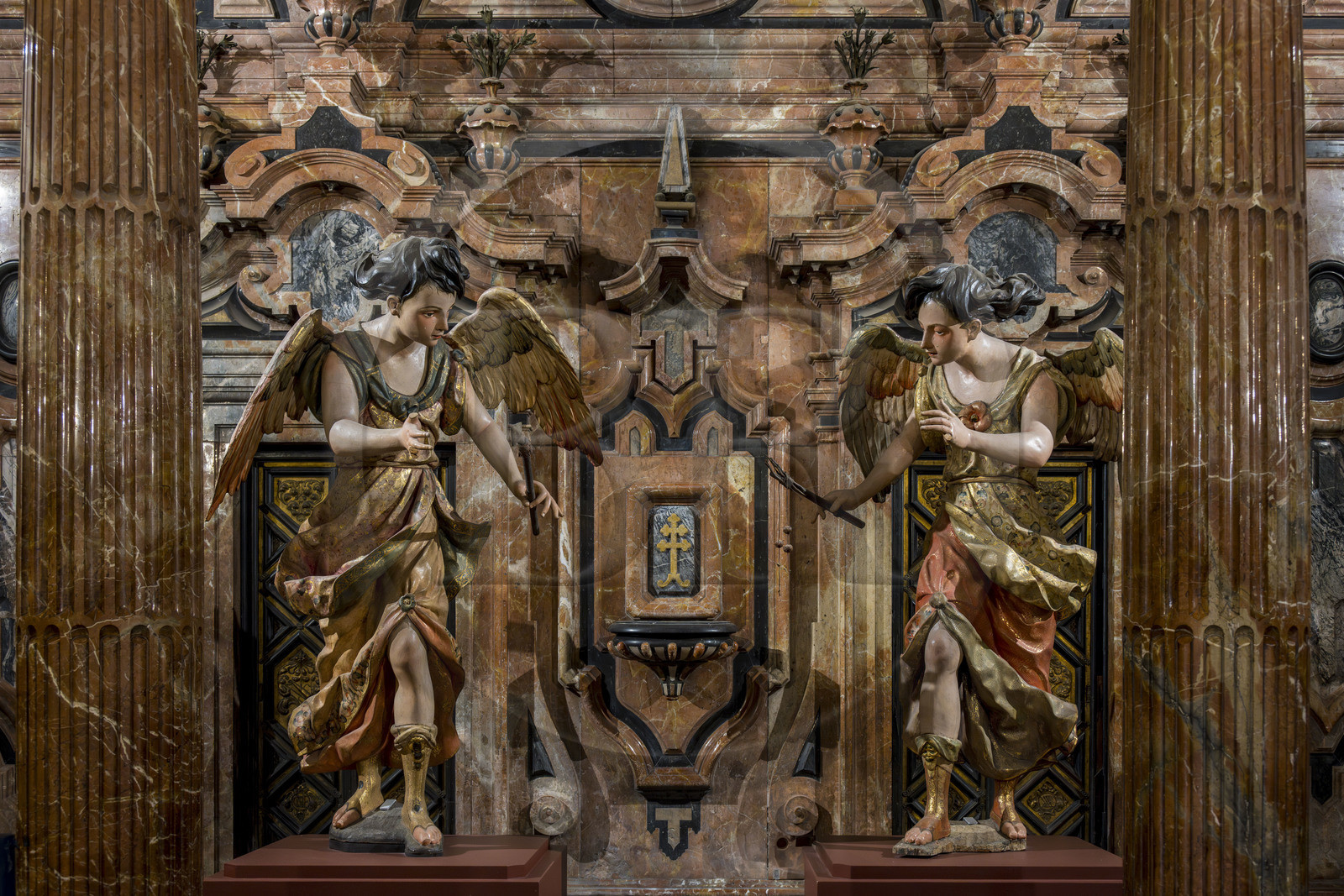 Espagne, Andalousie, Séville, la cathédrale, classé Patrimoine Mondial de l'UNESCO, statues au pied des orgues