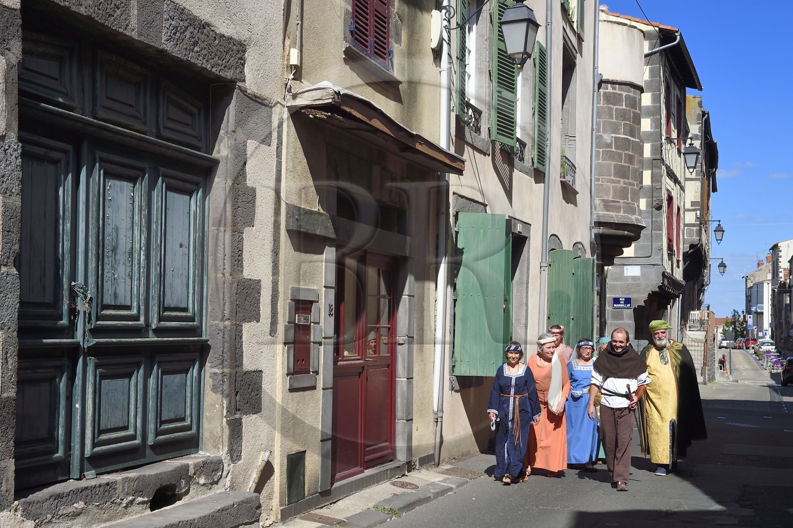 France, Puy de Dome, Clermont Ferrand, Montferrand district, rue de la Rodade, members of the association Il était une fois Montferrand (Once Upon a Time in Montferrand) in medieval costumes