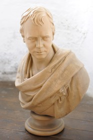 Royaume-Uni, Ecosse, région des Borders, vallée de la Tweed, château de Traquair House, buste de Sir Walter Scott