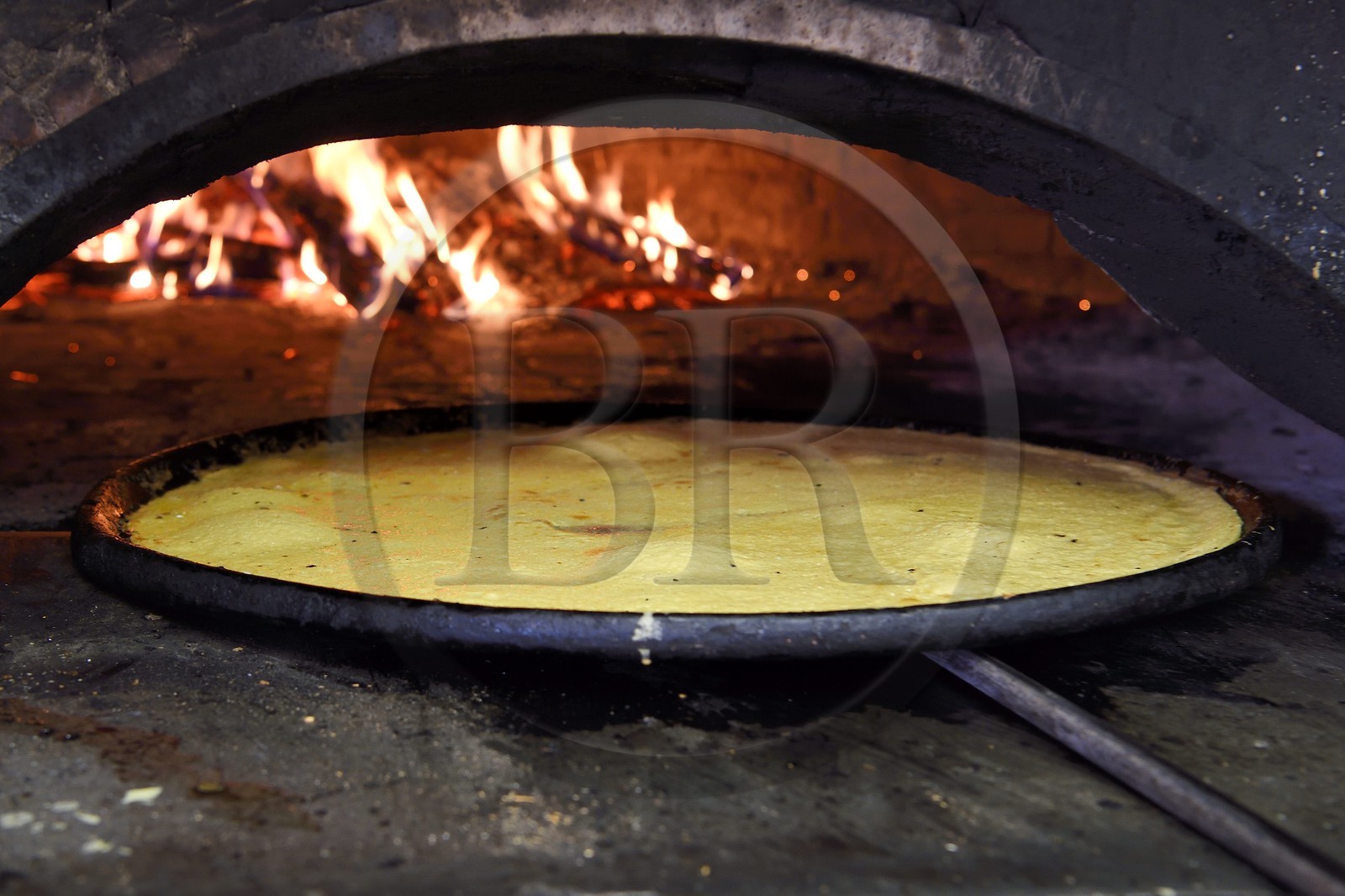 France, Alpes-Maritimes, Nice, Old Town, Restaurant René Socca, institution of the old town offering socca, a flat cake and speciality of the region