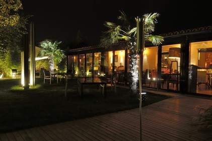 France, Charente-Maritime (17), ile de Ré, ville de Saint-Martin-de-Ré, le restaurant Bô