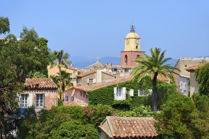 France, Var, Saint-Tropez, Notre Dame de l'Assomption parish church seen from the citadel