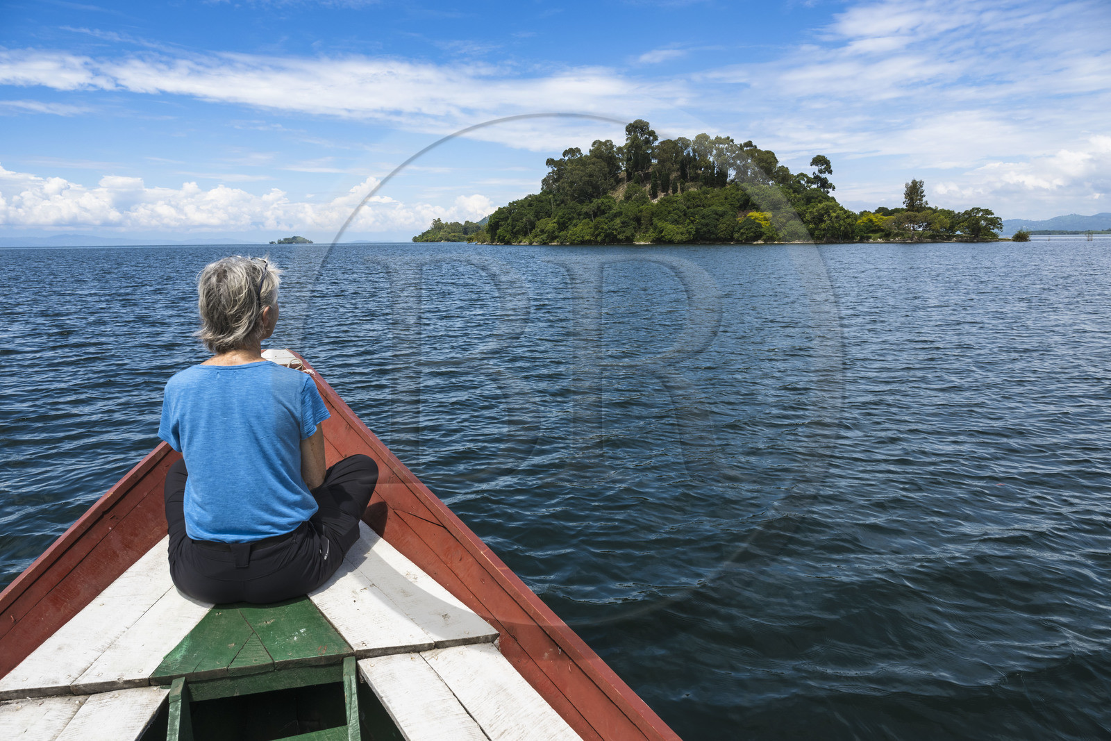 Rwanda, Province de l’Ouest, Karongi (anciennement nommée Kibuye), lac Kivu, découverte en bateau des ilots au large de Kibuye
