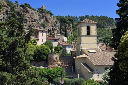 France, Var, Provence Verte, Cotignac, tufa cliff of 80 meters high and 400 meters wide