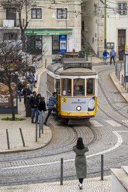 Portugal, Lisbon, Alfama district, tram (electricos) at the Largo das Portas do Sol, line 28 is the most famous and picturesque