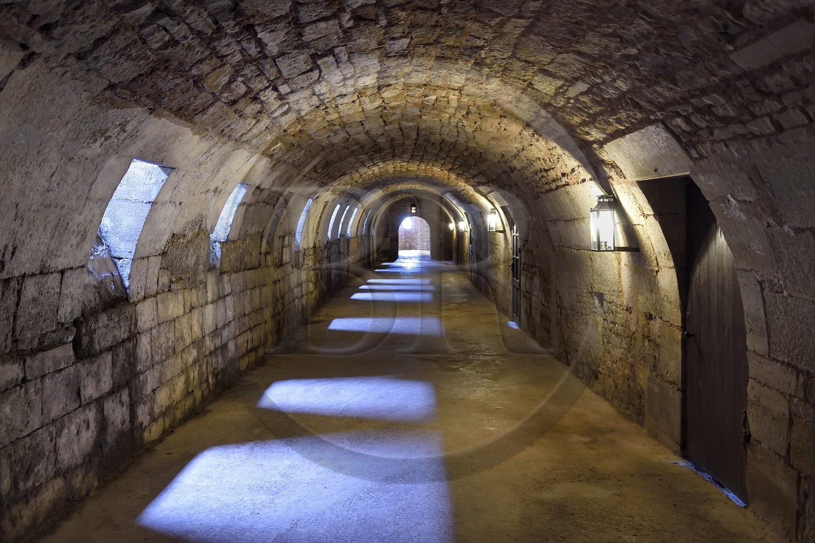 France, Dordogne (24), Périgord Noir, chateau de Hautefort, galerie sousterraine