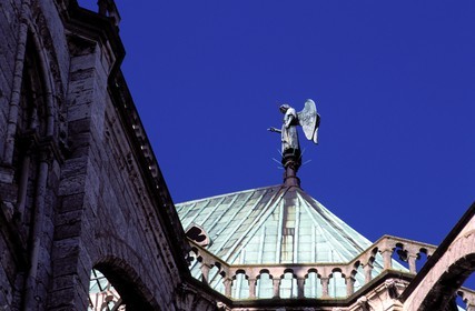 France, Eure-et-Loir (28), Chartres, cathédrale Notre-Dame de Chartres classée Patrimoine Mondial de l' UNESCO, ange girouette