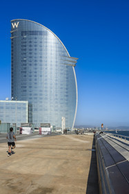 Spain, Catalonia, Barcelona, La Barceloneta, Port Vell, the Hotel W Barcelona by architect Ricardo Bofill on the seafront